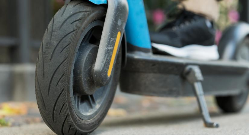 Éltek a guruló lehetőséggel – most keresi őket a rendőrség