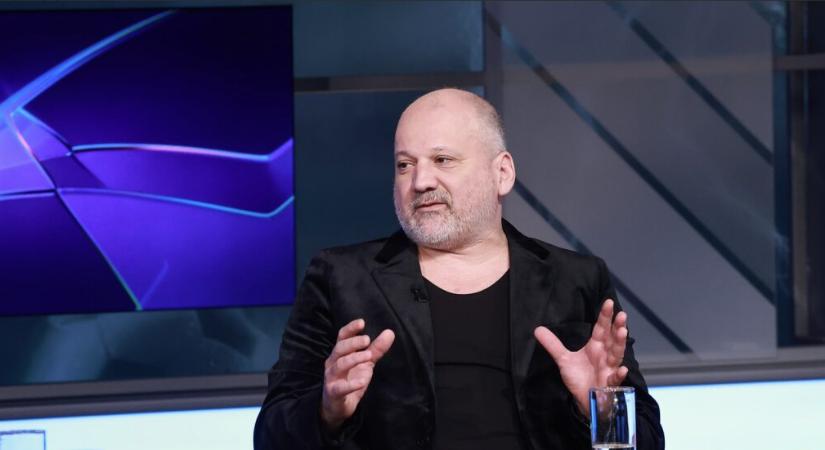 „Messi négyezer emeletre emelkedik az átlag fölé” – Thuróczy Szabolcs a futball mítoszairól és a magyar színházi életről