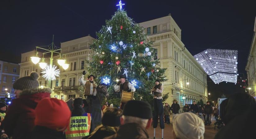 Váratlan bejelentés a Szegedi Karácsonyi hetekkel kapcsolatban: látványos program marad el