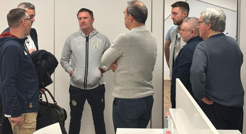 Robbie Keane miatt már ellepték a Groupama Arénát a skótok – cserébe Sir Alex Fergusonról mesélt nekik