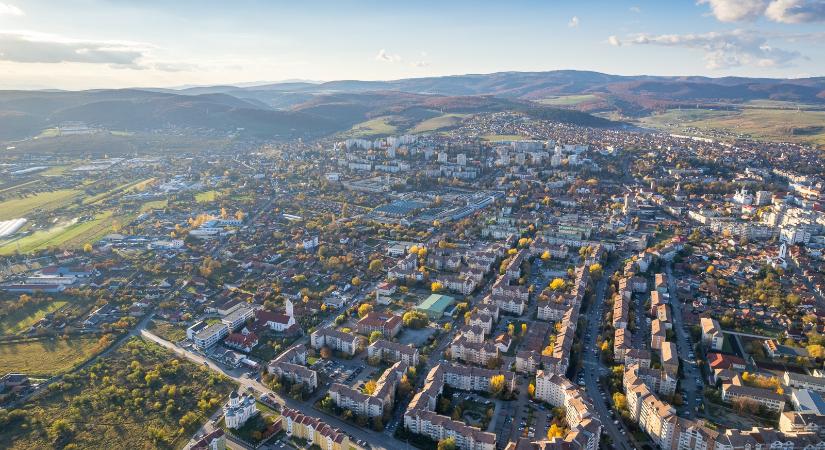 Megszűnik az igazságtalan adóelvonás: nem viszik el a nagyvárosok a falvakban megtermelt adót