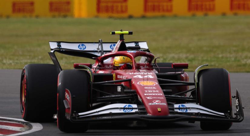 Hamilton a téli szünetre készül: „Senki nem fog elérni, a telefonom megy a kukába”