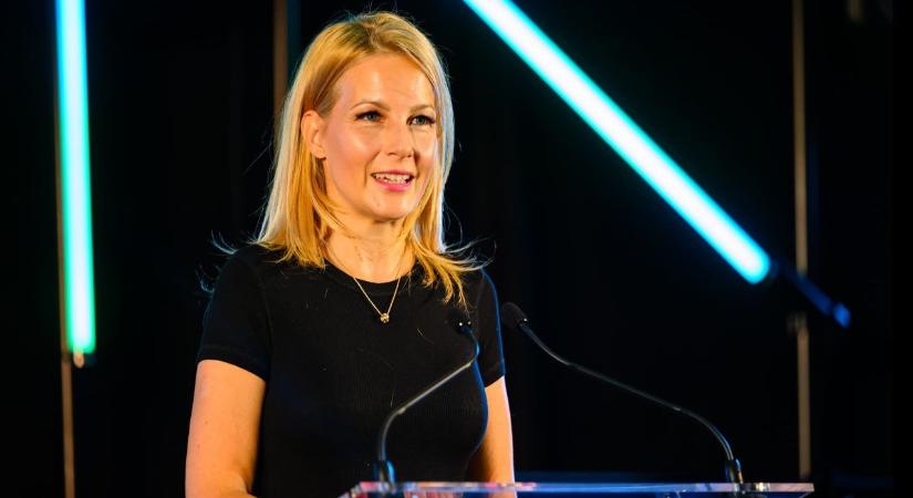 Várkonyi Andrea több milliós szettben jelent meg – ez volt rajta