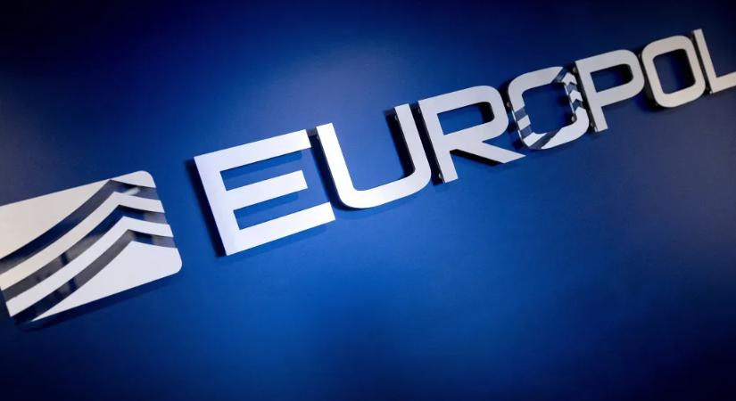 Magyarország két bűnözőt köröz az Europol legkeresettebb bűnözőinek listájáról