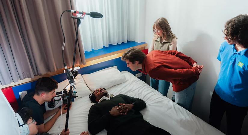 Új minisorozattal lép a közösségi történetmesélés világába a globális hotelmárka