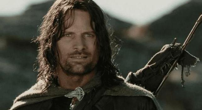 Azt hitted, Viggo Mortensen visszatér Aragornként az új A Gyűrűk Ura-filmben? Te kis butus!