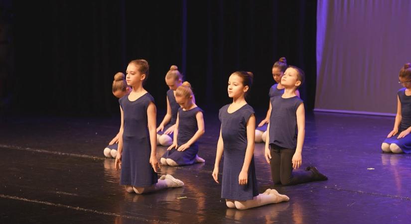 Ünnepi táncgála varázsolt karácsonyi hangulatot a színpadra