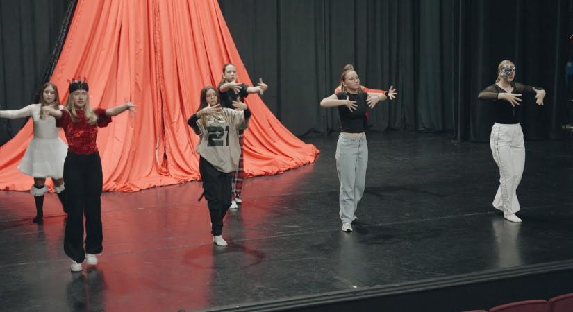 A hét főbűnt dolgozzák fel a táncosok