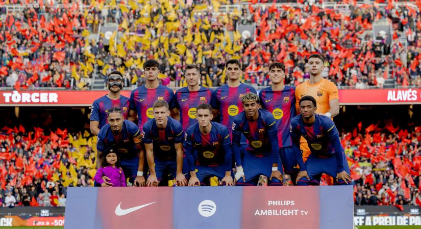 Távozna a Barca középpályása, Deco hallani sem akar erről