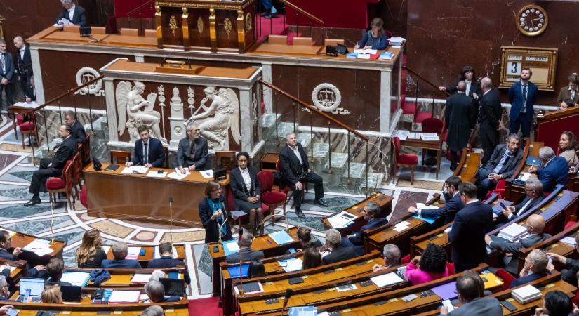 Fellélegezhet a francia miniszterelnök, nagyon kellett már egy kis sikerélmény