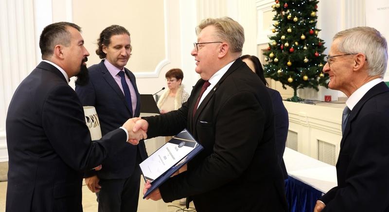 Elismert vállalkozások