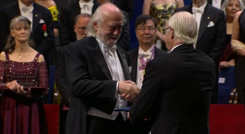 Magyarországról másodszor: Krasznahorkai László Stockholmban átvette az irodalmi Nobel-díjat