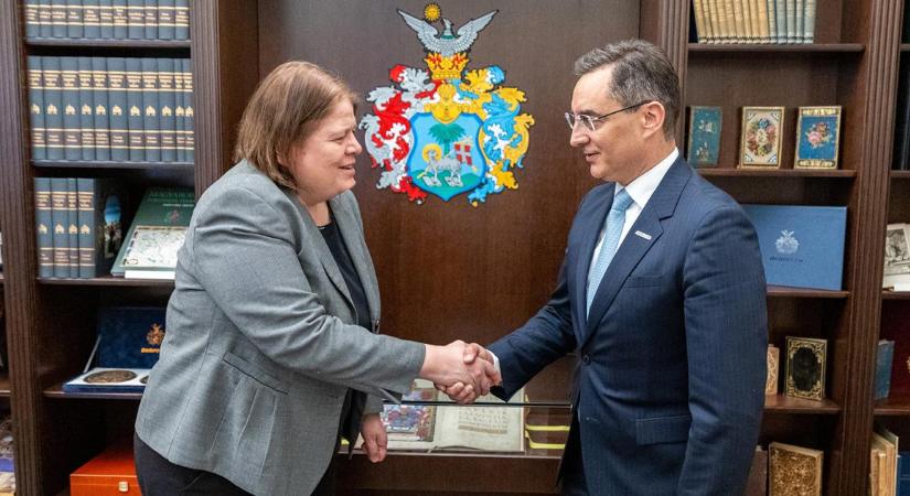 Bemutatkozó látogatáson járt a cseh nagykövet Debrecenben