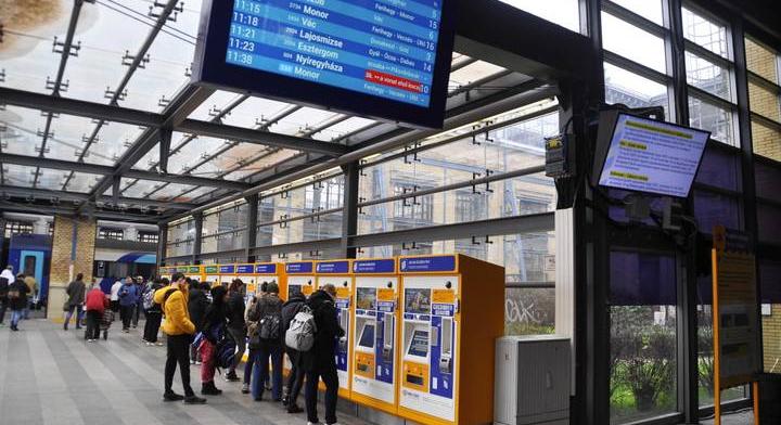 Péntektől új, komoly kedvezmény érkezik a MÁV-nál