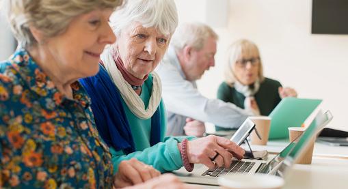 Szlovákiában a nyugdíjasok túl korán hagyják abba a munkát