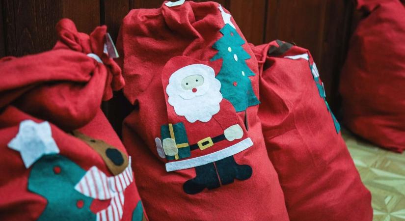 Érkezik a karácsonyi támogatás a nyugdíjasokhoz és a lakosokhoz!