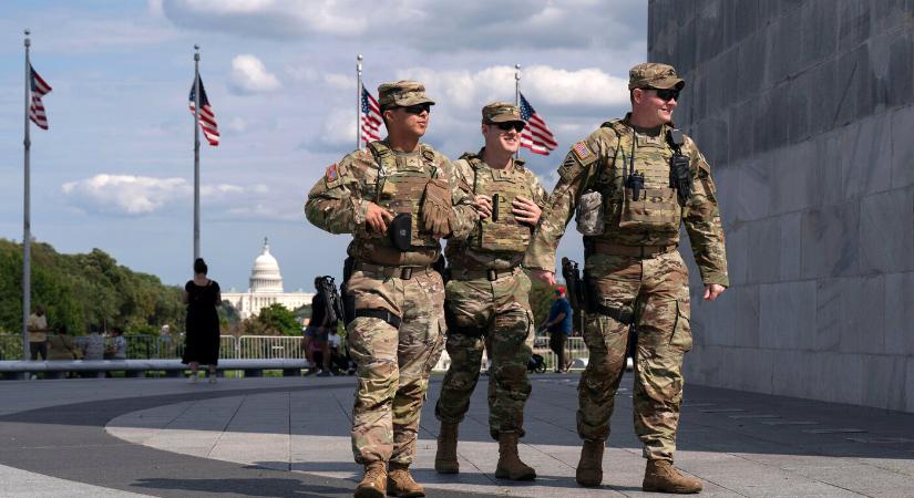 Egy szövetségi bíró elrendelte, hogy állítsák le a nemzeti gárdisták Los Angelesbe vezénylését