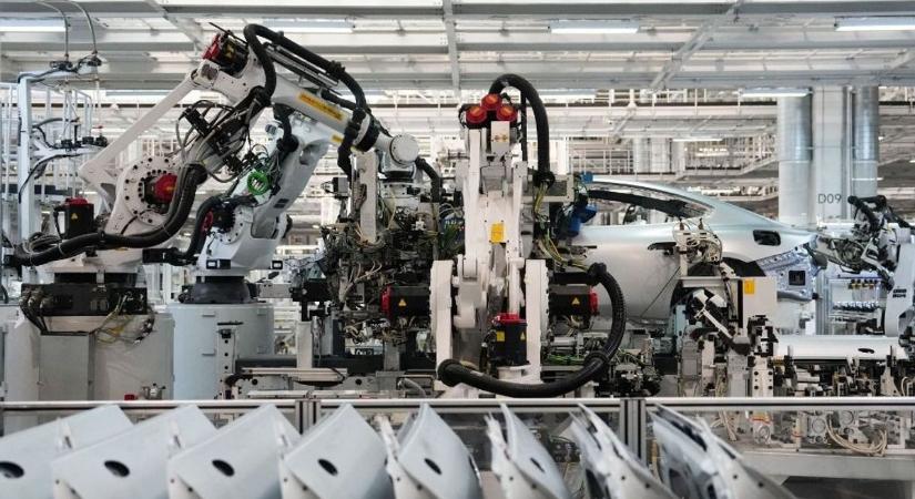 Ez már megalázó: japán autóipari óriás is bezárja a gyárát Németországban, nem bírja el tovább a veszteségeket – százával rúgják ki a dolgozókat