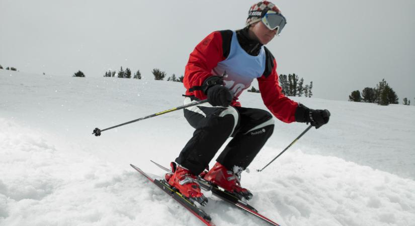 Jó hírt kaptak a magyar síelők: a pályák készen állnak a szezonra