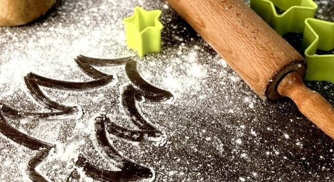 Mit süssünk az ünnepekre? Itt van két isteni finom vendégváró süti a karácsonyi ünnepekre