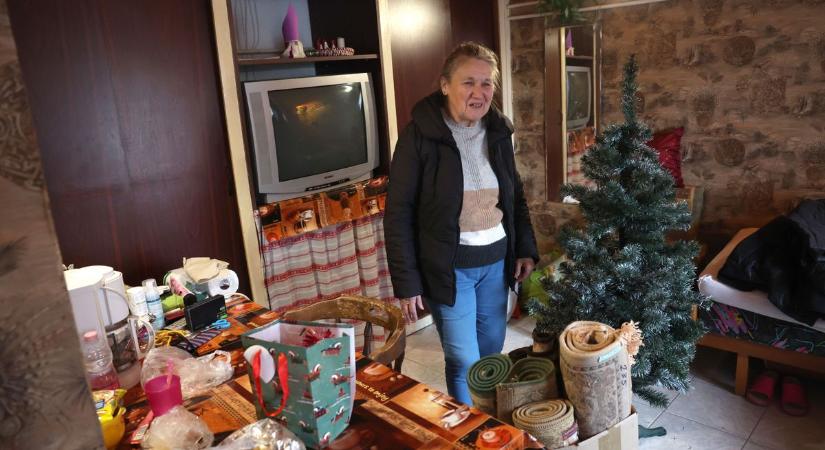 Kollégáink segítettek, hogy szép legyen az első karácsony a szállón kívül