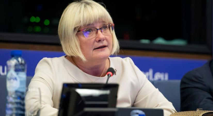 Patrióták indítványa: újabb brüsszeli elutasítás