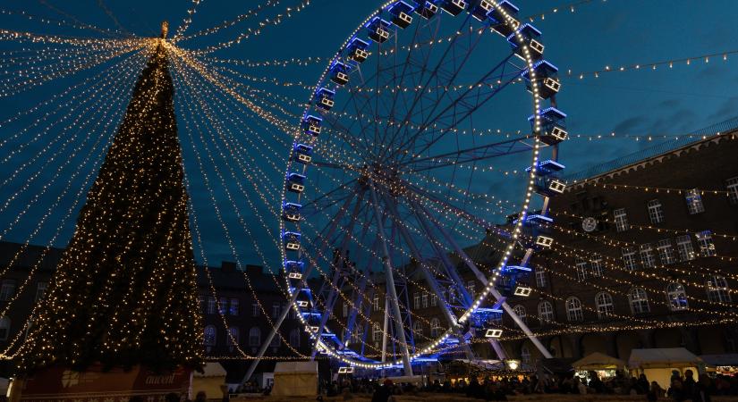 Rekorder karácsonyi konvoj, adventi forgatag, Sarki fények kultúrája – hétvégi programajánló