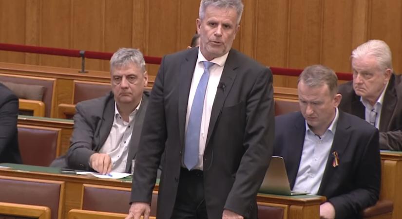 Varga Zoltán: ebbe bele fog rokkani Debrecen