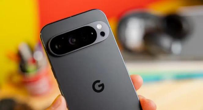 Pixel 10 Pro: a Google saját appjaiban is nehézkes a natív kamera!?