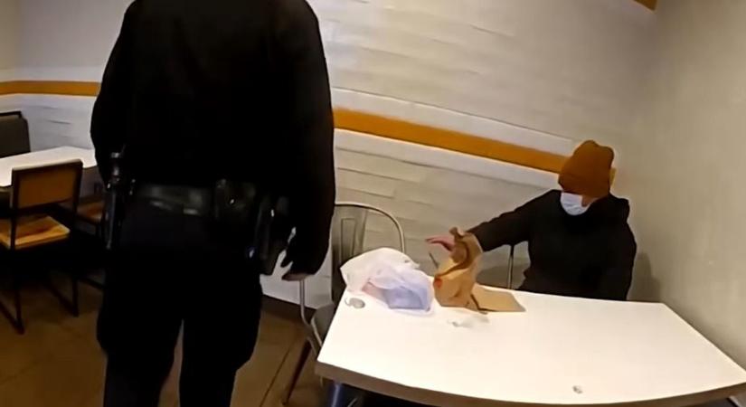 Videón, ahogy letartóztatják a feltételezett gyilkost a McDonald's-ban