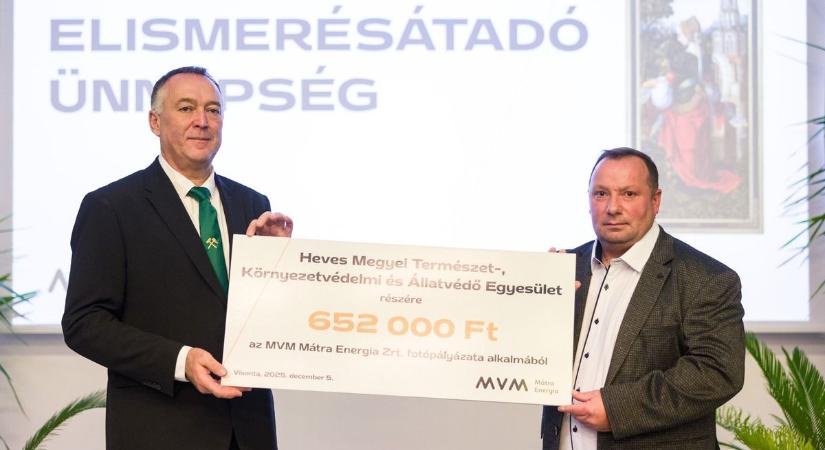 Több mint 1 millió 300 ezer forintot értek a fotók, örülhettek a hevesi állatvédők