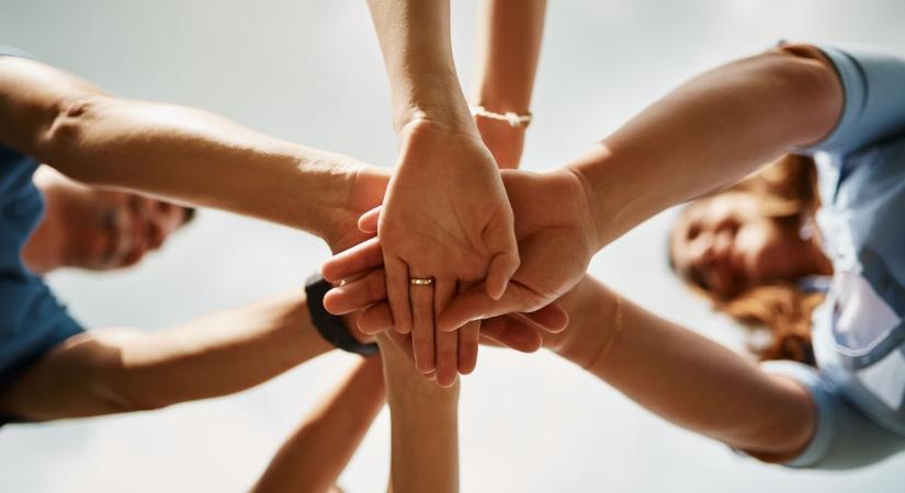 Láthatóvá tenni a jót