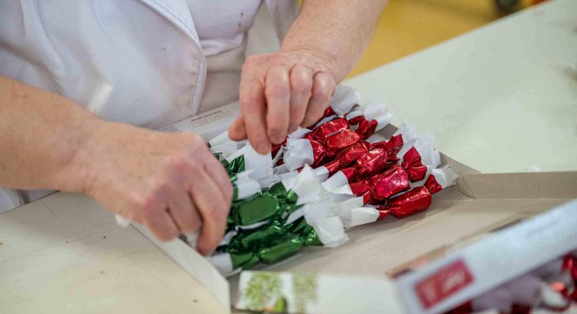 Széles kínálatból válogathatnak a szaloncukrot vásárlók