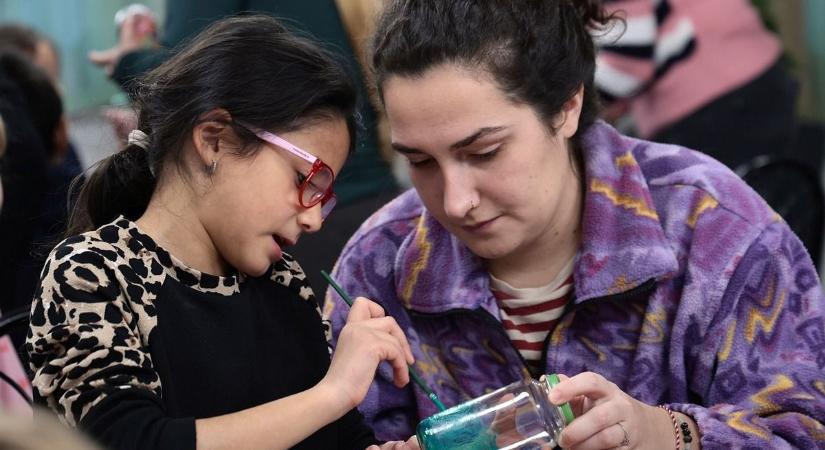 Akár Ön is lehet nevelőszülő! Jelentkezzen a Szent Ágota Gyermekvédelmi Szolgáltatónál!