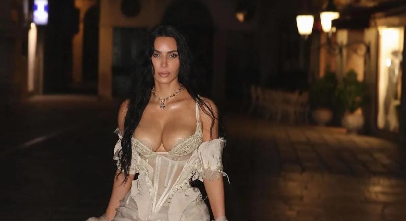 Pár ezer forintért ön is különleges élményhez juthat Kim Kardashiannel