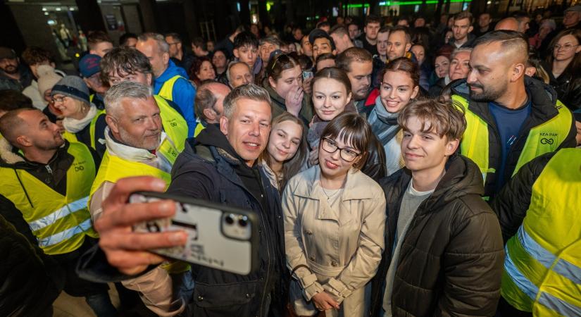 Para-Kovács Imre: Történik is valami, meg nem is