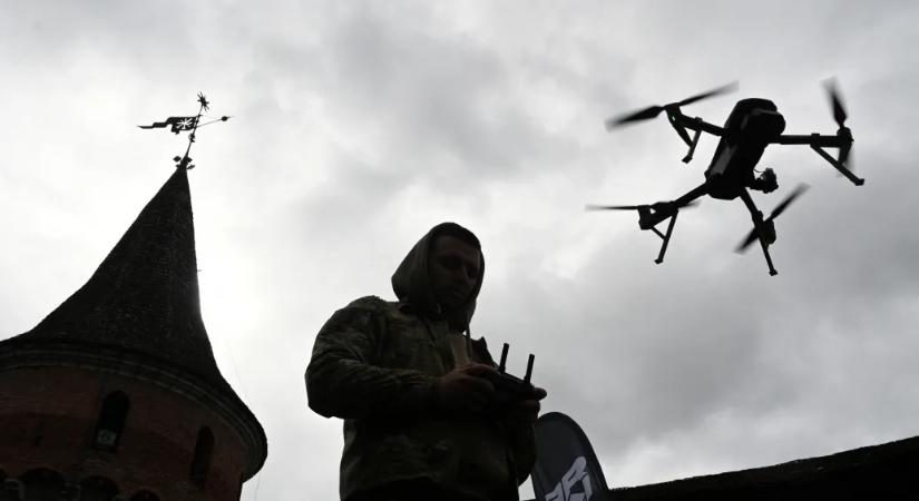 Erősen megsorozták drónokkal Moszkva környékét az ukránok