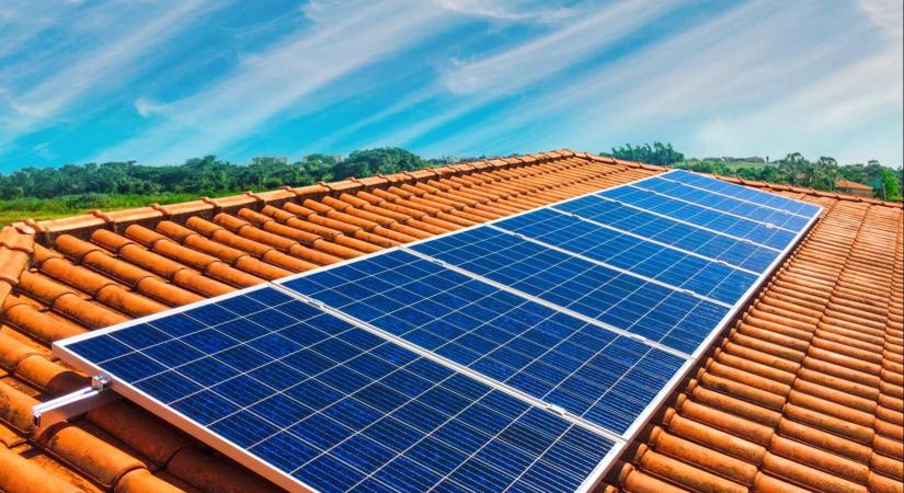 Jelentős lakossági energiatárolós támogatási program indul: 2,5 millió forintos állami hozzájárulás 10 kW-os tárolókra