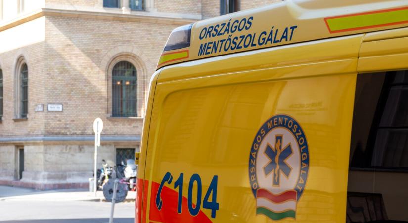 Étteremben küzdöttek a névnapját ünneplő férfi életéért