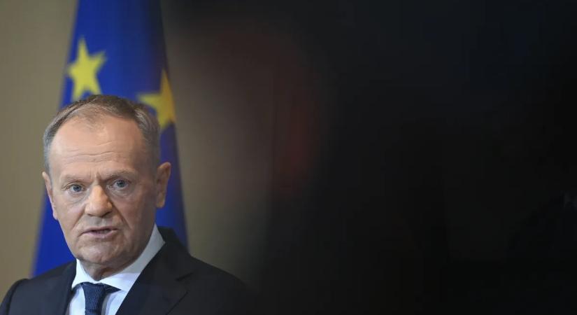 „Másodrangú politikus?” – Tuskot látványosan kizárták az európai döntésekből