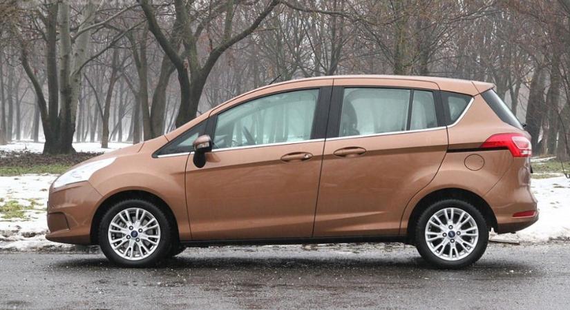 Magyar családok kedvenc használt autója lehetne ez a trükkös Ford