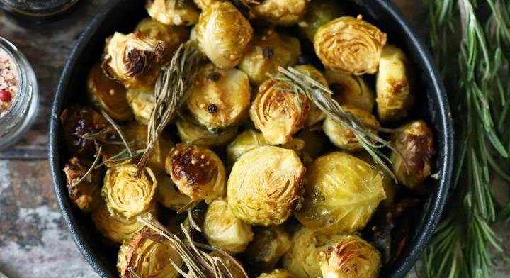 Rusztikus, pirított kelbimbó balzsamecettel: ünnepi köret húsok mellé