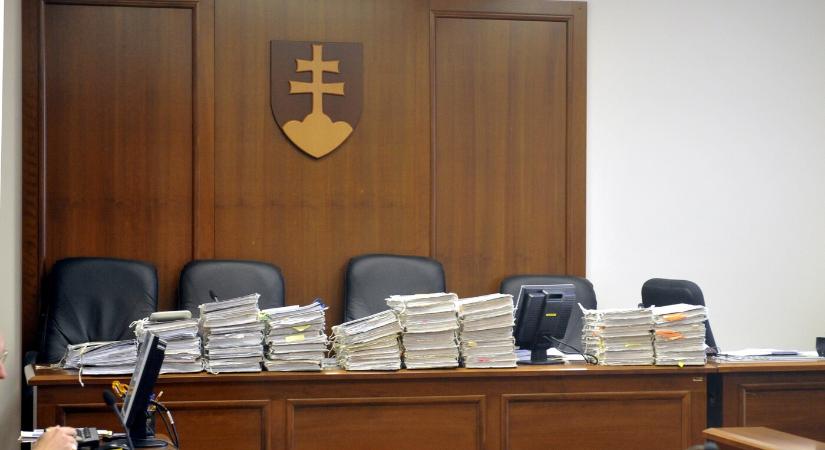 Ficóék fél évre börtönbe zárnának mindenkit, aki megkérdőjelezi a Beneš-dekrétumokat