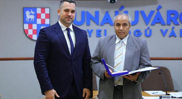 Dr. Al-Sheraji Mohamed érdemelte a rangos önkormányzati elismerést