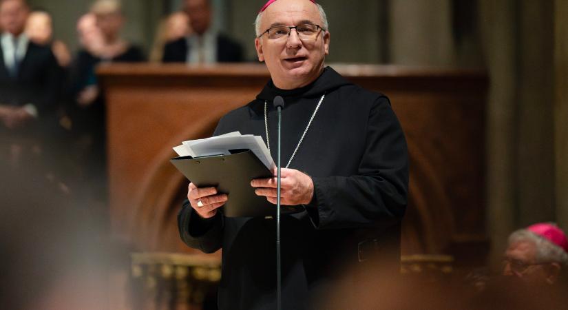 XIV. Leó pápa audiencián fogadta a Hortobágyi T. Cirill pannonhalmi főapát vezette ökumenikus delegációt