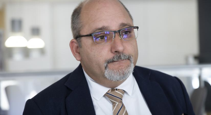 Másodfokon elbukták a pert Csárdi Antalék, az állam tovább titkolhatja a kínai gigahitel részleteit