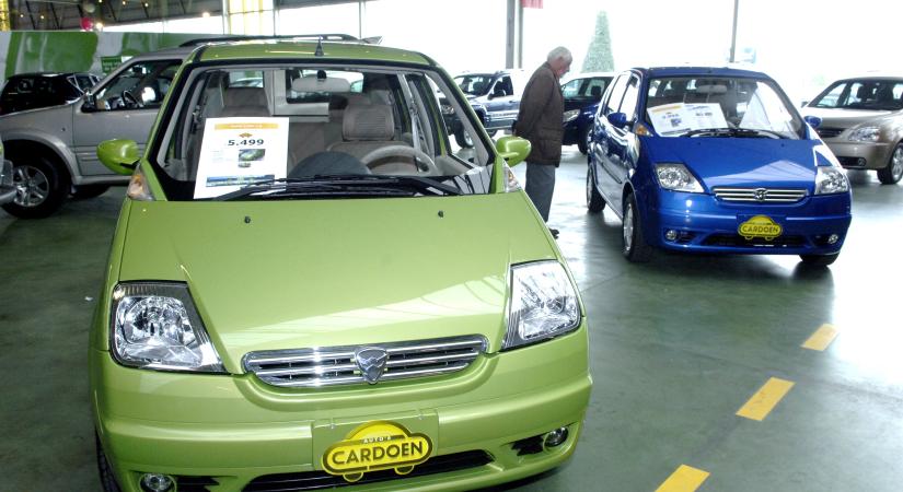 Ford-vezér: "teljes összeomlás fenyegeti az európai autóipart"