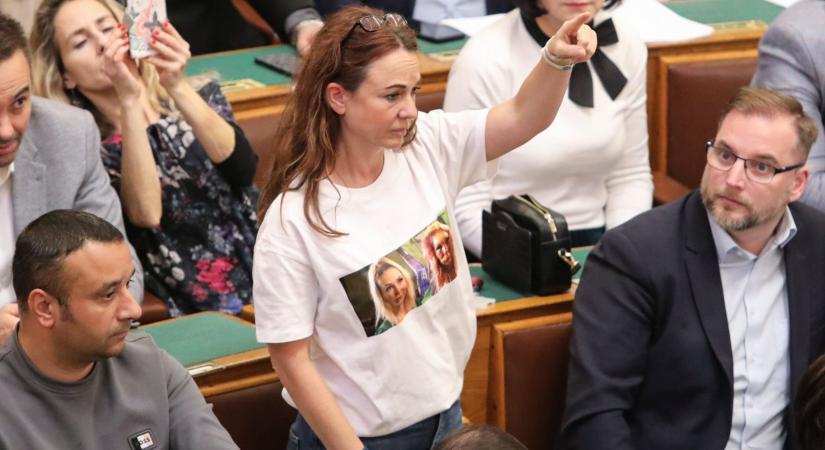 Kizárták az ülésről a Rétvári beszédébe belekiabáló ellenzéki képviselőt