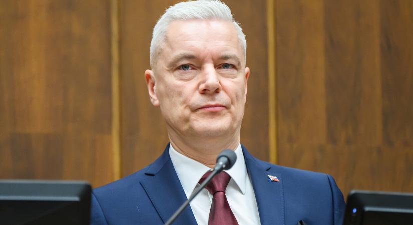 Leváltotta a koalíció Ferenčákot, aki emiatt kilép a Hlasból