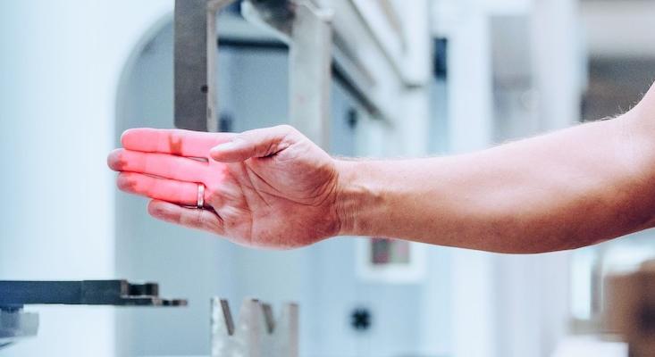 Így teszi a TRUMPF biztonságossá a gépeket